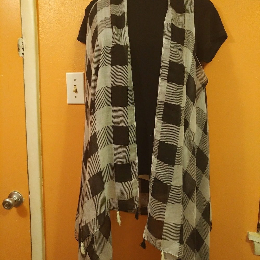 Kimono - Picture 2 of 3